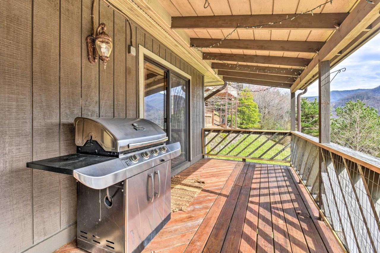 Best Location - Maggie Valley Cabin With Hot Tub! Εξωτερικό φωτογραφία